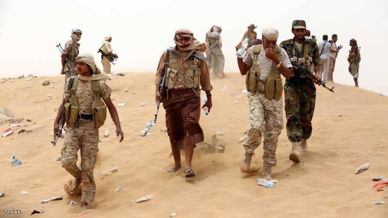سيطر الجيش اليمني والمقاومة على سلسلة جبلية إستراتيجية في لحج وتعز، الثلاثاء، بعد مواجهات أسفرت عن مقتل العشرات في صفوف ميليشيات الحوثي الإيرانية.